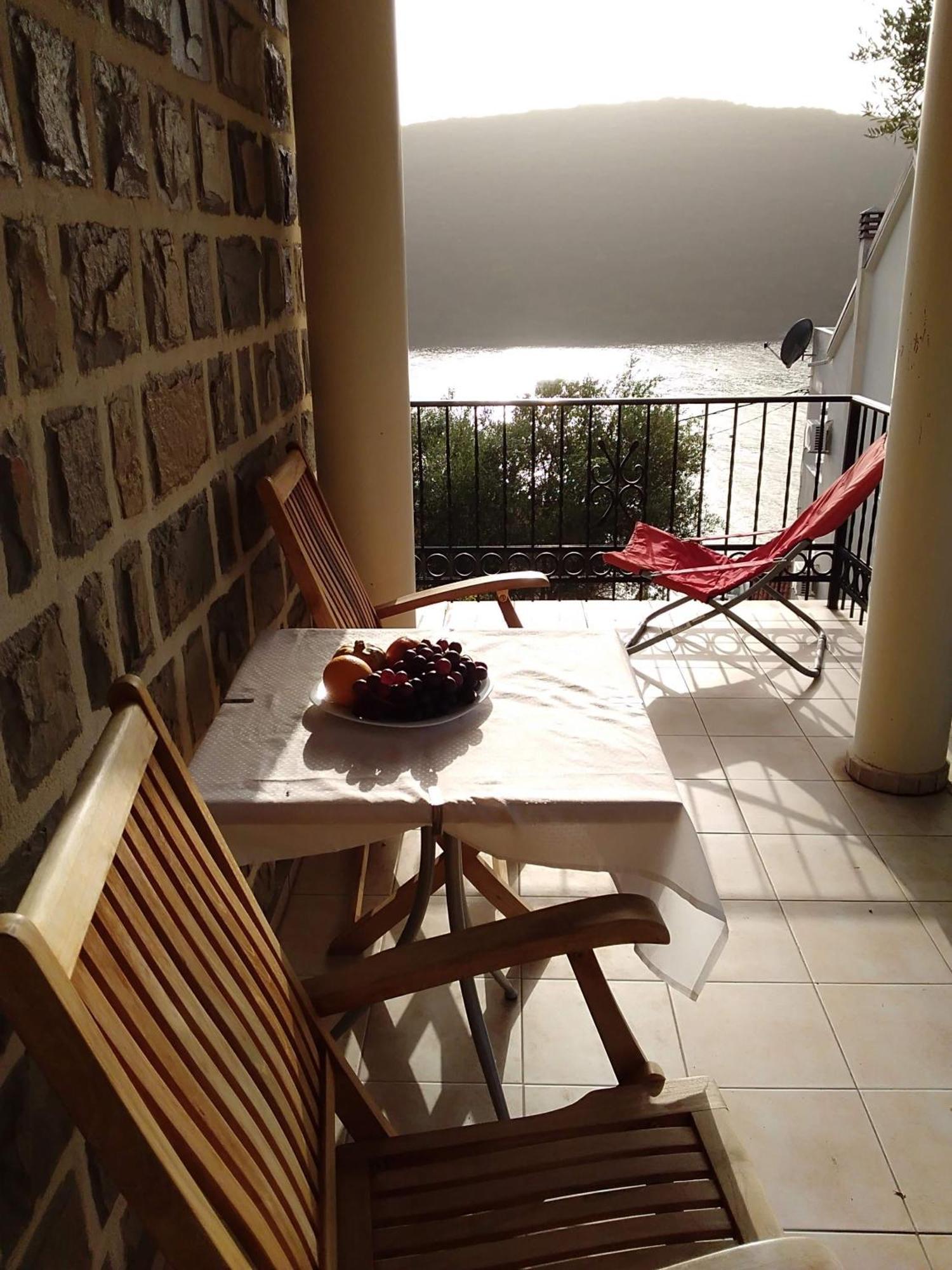 Apartment Bigovo 티바트 외부 사진